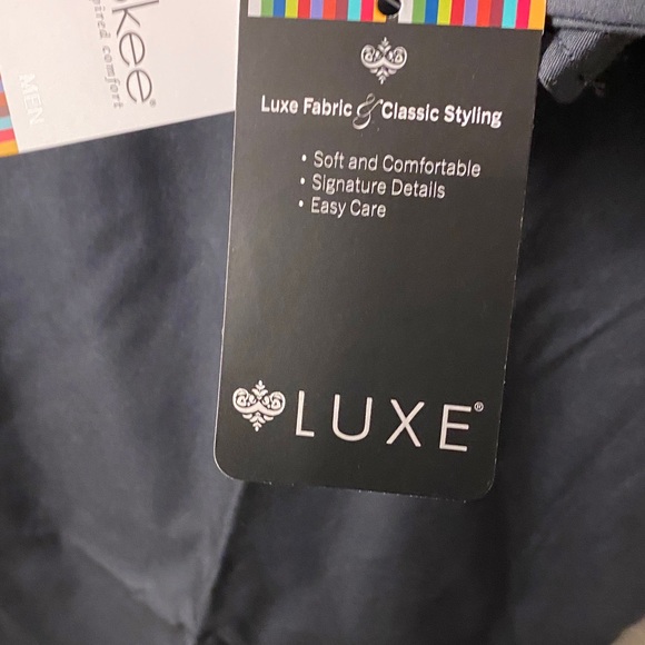 Cherokee Men’s Dark Gray V-Neck Medical Scrub Top - Picture 4 of 8